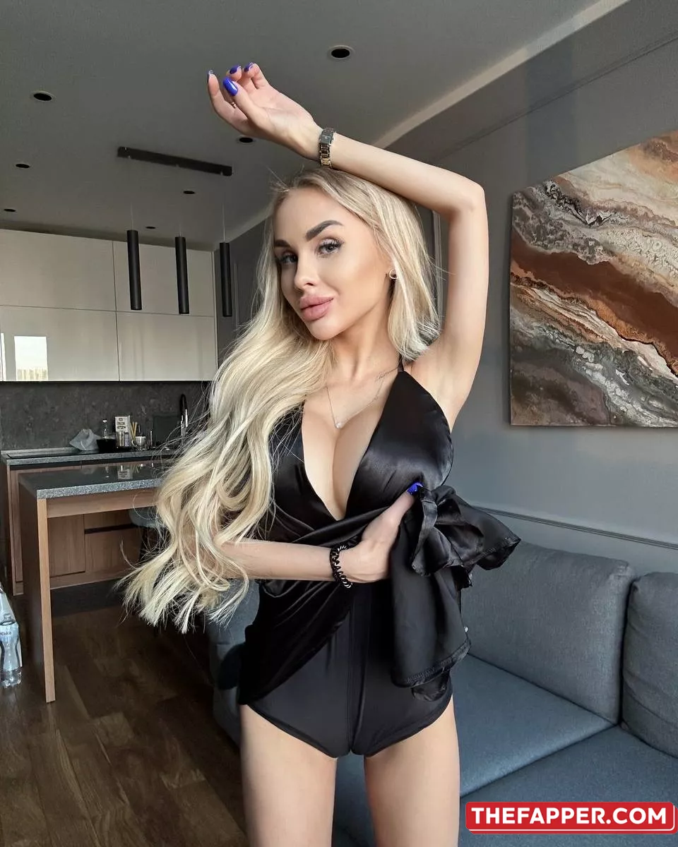 Eliasa A A Gorgeous OnlyFans Model Flaunts Her Enormous Tits In Her Elegant Gown #1