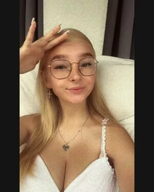  Blonde_vivi OnlyFans Leak t2HY3SBcYc