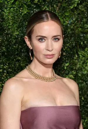  Emily Blunt Onlyfans Leaked Nude Image #3Q3R2adOb7