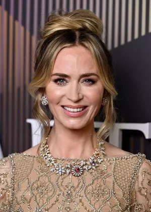  Emily Blunt OnlyFans Leak bpkaxIlMYC