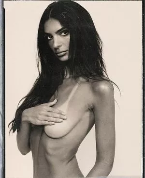  Emily Ratajkowski Onlyfans Leaked Nude Image #D9eLfwleEI