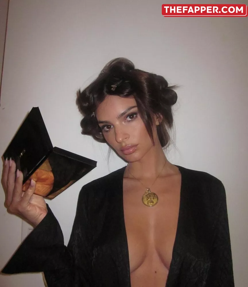  Emily Ratajkowski  Onlyfans Leaked Nude Image #DEMI0G0f7S