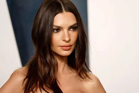  Emily Ratajkowski Onlyfans Leaked Nude Image #JtSfjzEZFT