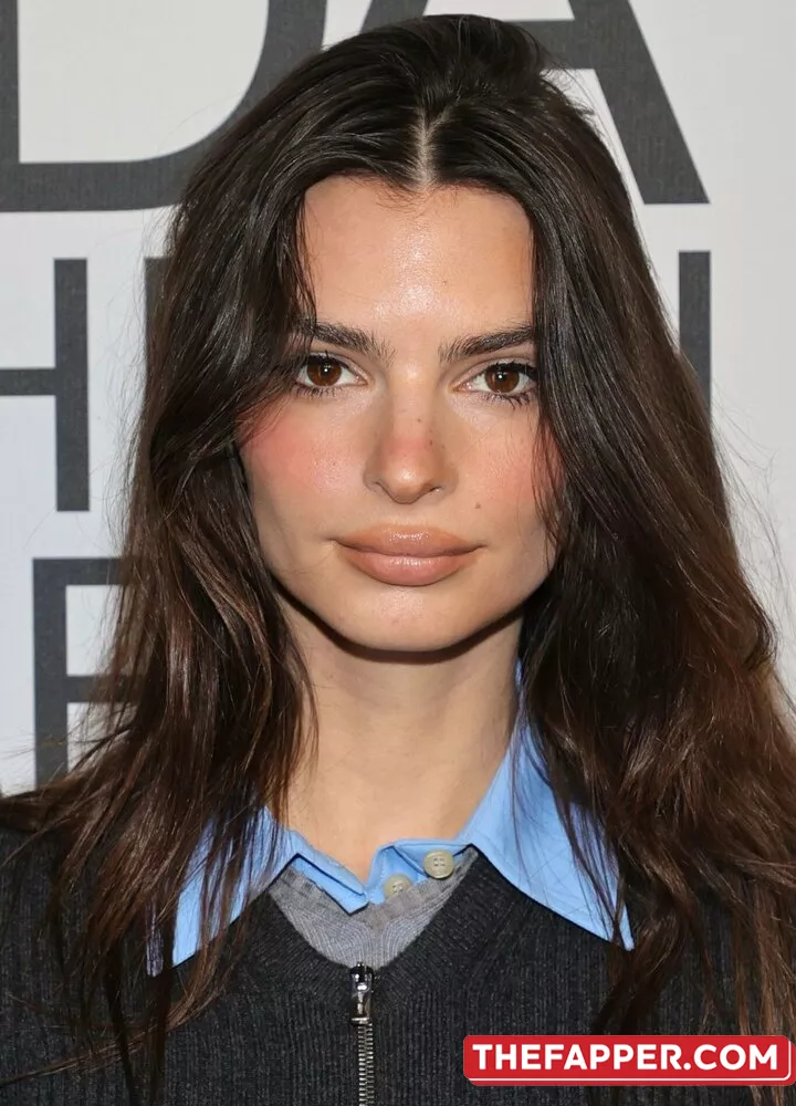  Emily Ratajkowski  Onlyfans Leaked Nude Image #PDUP5BYCMv