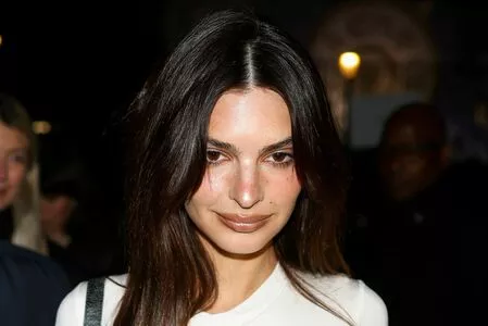  Emily Ratajkowski Onlyfans Leaked Nude Image #mzoqHXXqDG