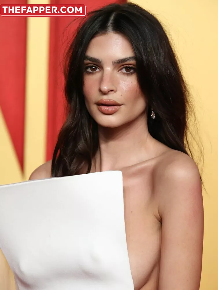  Emily Ratajkowski  Onlyfans Leaked Nude Image #u5UnCq2ltw