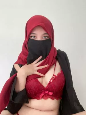  Hijab Camilla Onlyfans Leaked Nude Image #QrsyQwB6As