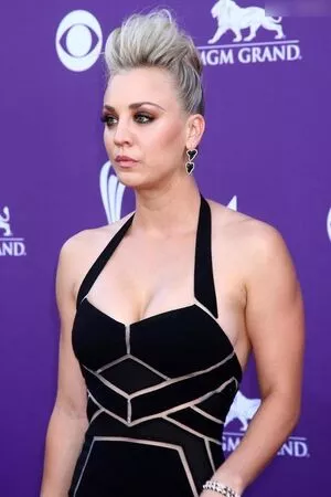  Kaley Cuoco OnlyFans Leak hoVhJtzRc2