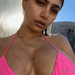  Mia Khalifa OnlyFans Leak 07q8K0TzTF