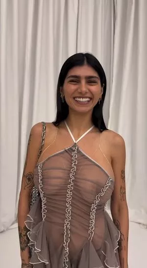  Mia Khalifa OnlyFans Leak 0SA2ydgqI8