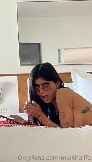  Mia Khalifa OnlyFans Leak 1JfQgWwXNr