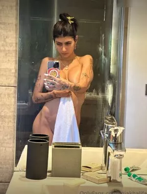  Mia Khalifa OnlyFans Leak 2ncNksUeGR