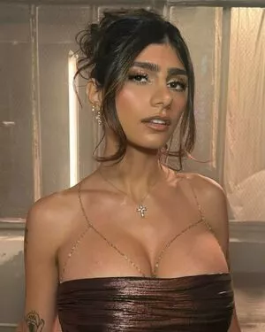  Mia Khalifa OnlyFans Leak 4jSJ968BiF