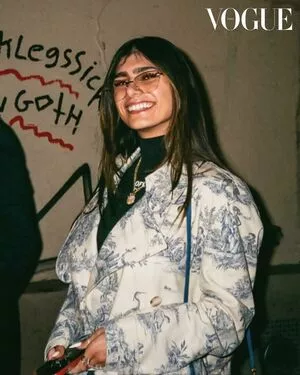  Mia Khalifa OnlyFans Leak 5mXkeVMeZW