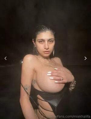  Mia Khalifa OnlyFans Leak 6mZvTQVmVk