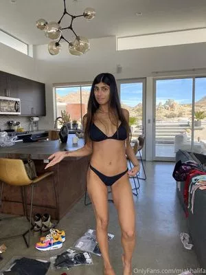  Mia Khalifa OnlyFans Leak 6ulhQLkWoM