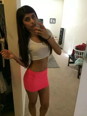  Mia Khalifa OnlyFans Leak 6x7tYQoXpp