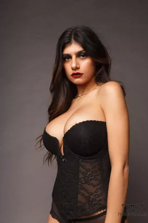  Mia Khalifa OnlyFans Leak JGA05AB1eZ