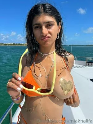  Mia Khalifa OnlyFans Leak JWaNF99V0O