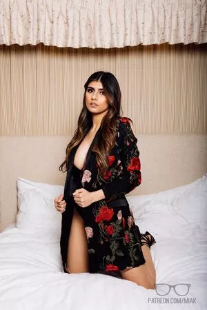  Mia Khalifa OnlyFans Leak KLTvdcplfU