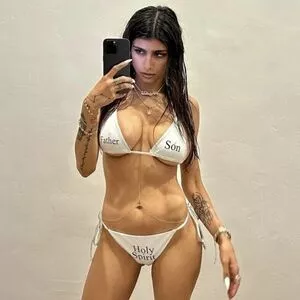  Mia Khalifa OnlyFans Leak L0okpEfICn