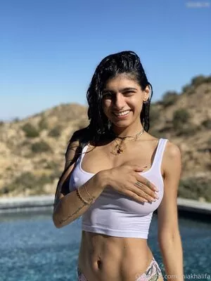  Mia Khalifa OnlyFans Leak MwNAYQLLsH