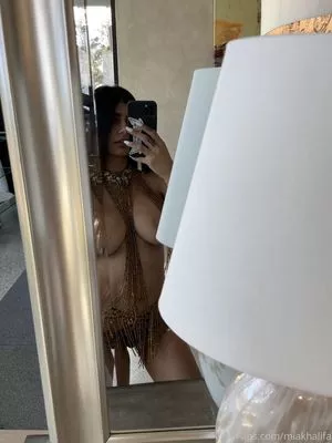  Mia Khalifa OnlyFans Leak NCsHV6ap13