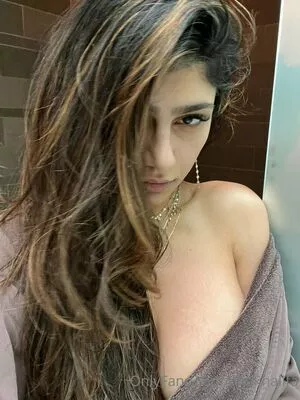  Mia Khalifa OnlyFans Leak Pr5UBsJRid