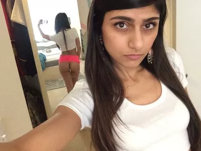  Mia Khalifa OnlyFans Leak QP5PnXsAuX