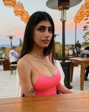  Mia Khalifa OnlyFans Leak Qd2K43rciw