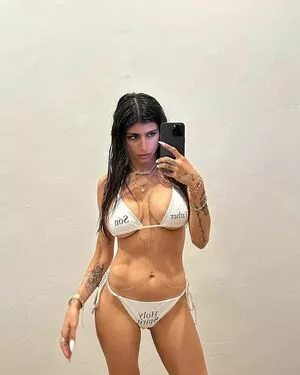  Mia Khalifa OnlyFans Leak RBVaaKmNP8