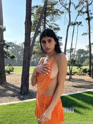  Mia Khalifa OnlyFans Leak RwVzFKMfuv