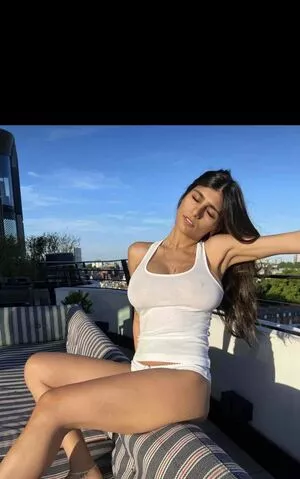  Mia Khalifa OnlyFans Leak SarEEtMx8k