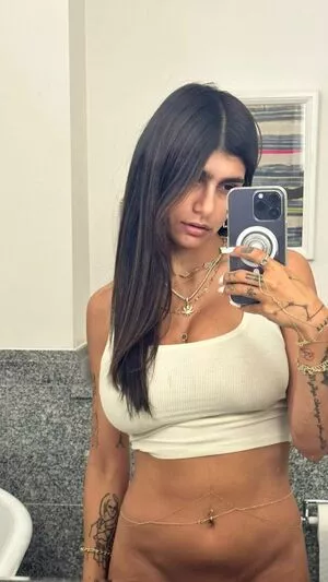  Mia Khalifa OnlyFans Leak TTWGcerSwl