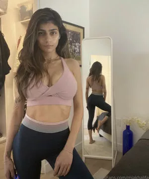  Mia Khalifa OnlyFans Leak UHyler2Kje