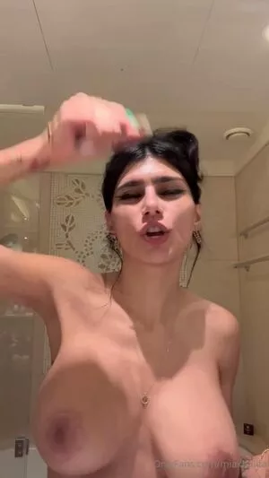  Mia Khalifa OnlyFans Leak gVq8wbz9Iy