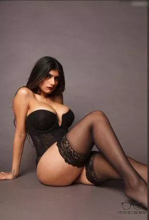  Mia Khalifa OnlyFans Leak hHVimMG6y1