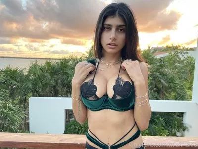  Mia Khalifa OnlyFans Leak imUDa05Hpy