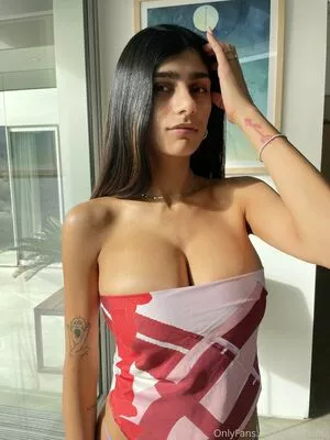  Mia Khalifa OnlyFans Leak o0rVUq7lfU