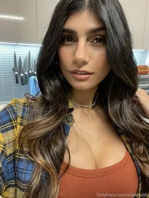  Mia Khalifa OnlyFans Leak rRwNB49tOx