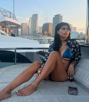  Mia Khalifa OnlyFans Leak rxN50DBqP8