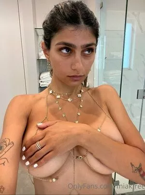  Mia Khalifa OnlyFans Leak ua4rgCn6CP