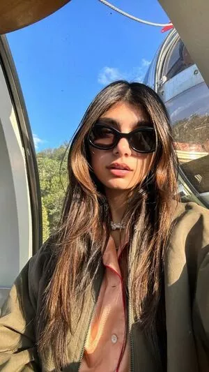  Mia Khalifa OnlyFans Leak vrdOccMqA1