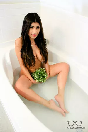  Mia Khalifa OnlyFans Leak xwdCgLfPFL