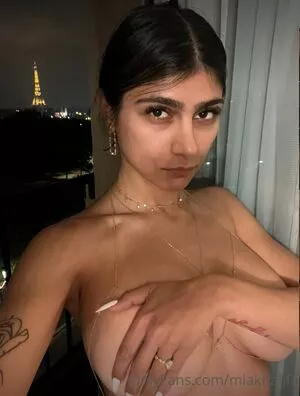  Mia Khalifa OnlyFans Leak ziuFxtRUXC