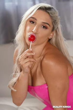 Abella Danger OnlyFans Leak H0lqYT2gZl