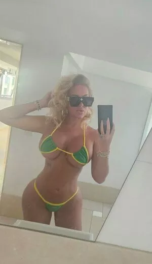 Aisleyne Horgan Wallace Onlyfans Leaked Nude Image #3OFp8H0Cy4