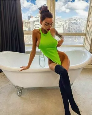 Alena Omovich Onlyfans Leaked Nude Image #7EPlQSNopb