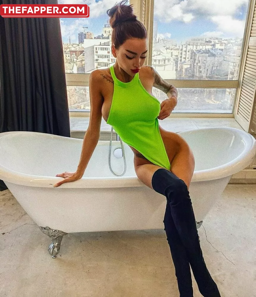 Alena Omovich  Onlyfans Leaked Nude Image #7EPlQSNopb