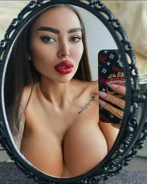 Alena Omovich Onlyfans Leaked Nude Image #DSzpMDdow1